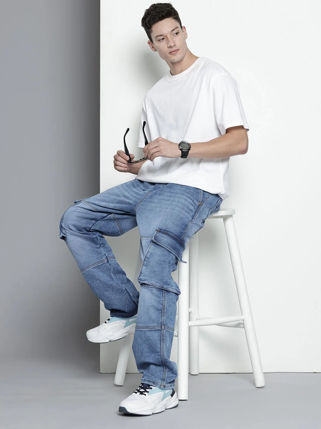 Men's Blue Regular Fit Solid Utility Jeans - Image 3