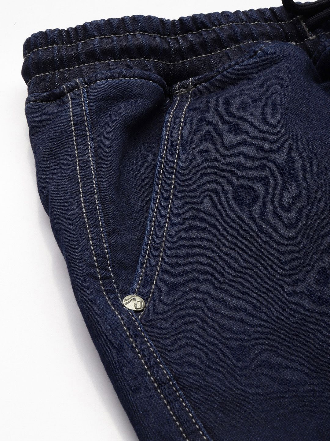 Men's Dark Blue Regular Fit Solid Utility Jeans - Image 5