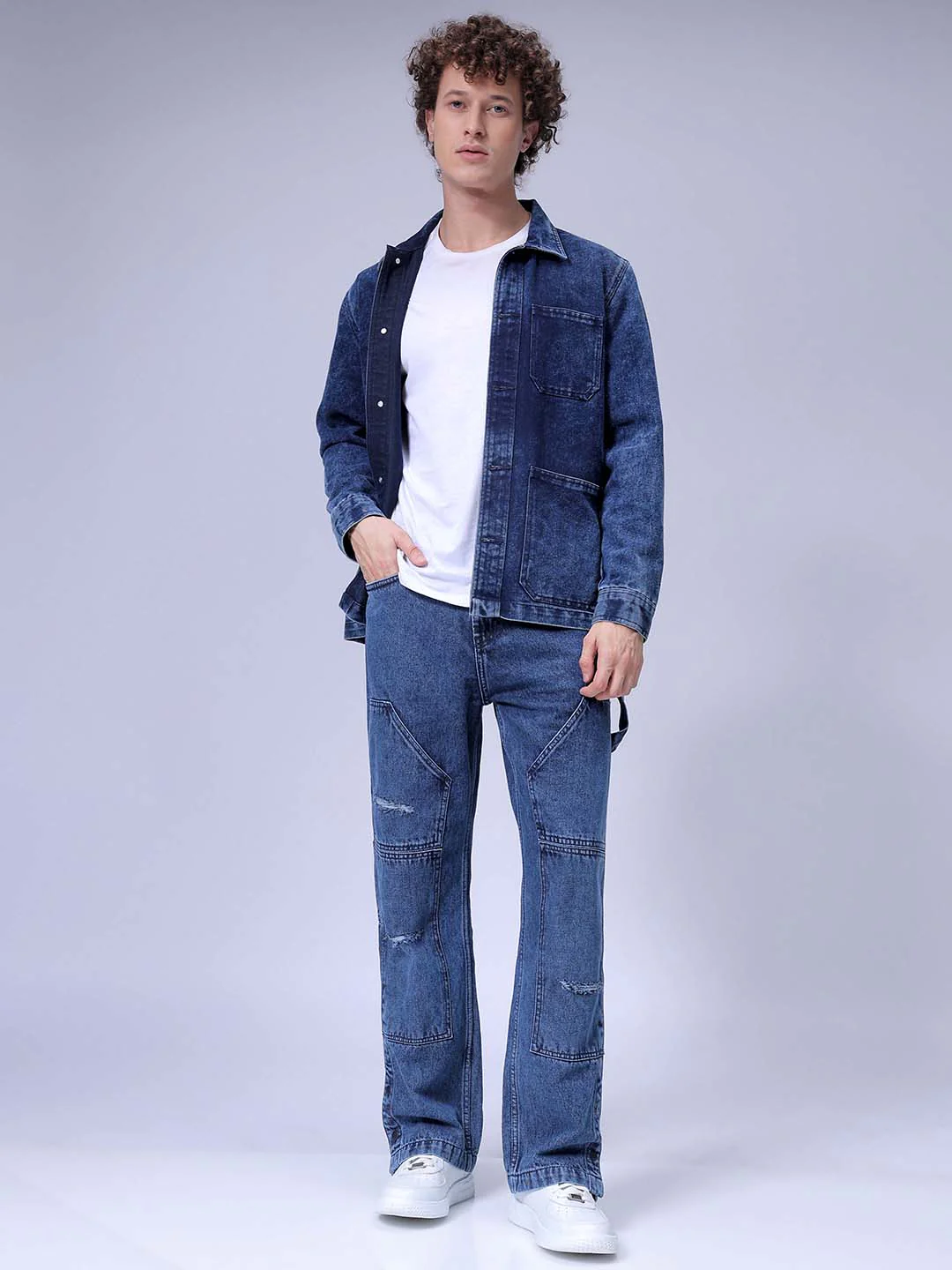 Men's Blue Relaxed Fit Patched Casual Jeans - Image 4
