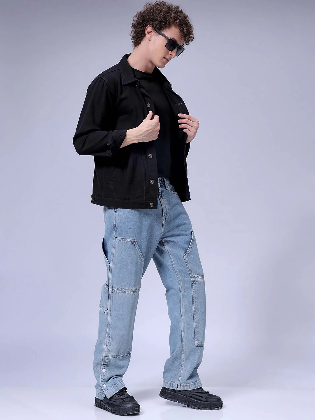 Men's Light Blue Relaxed Fit Patched Casual Jeans - Image 4