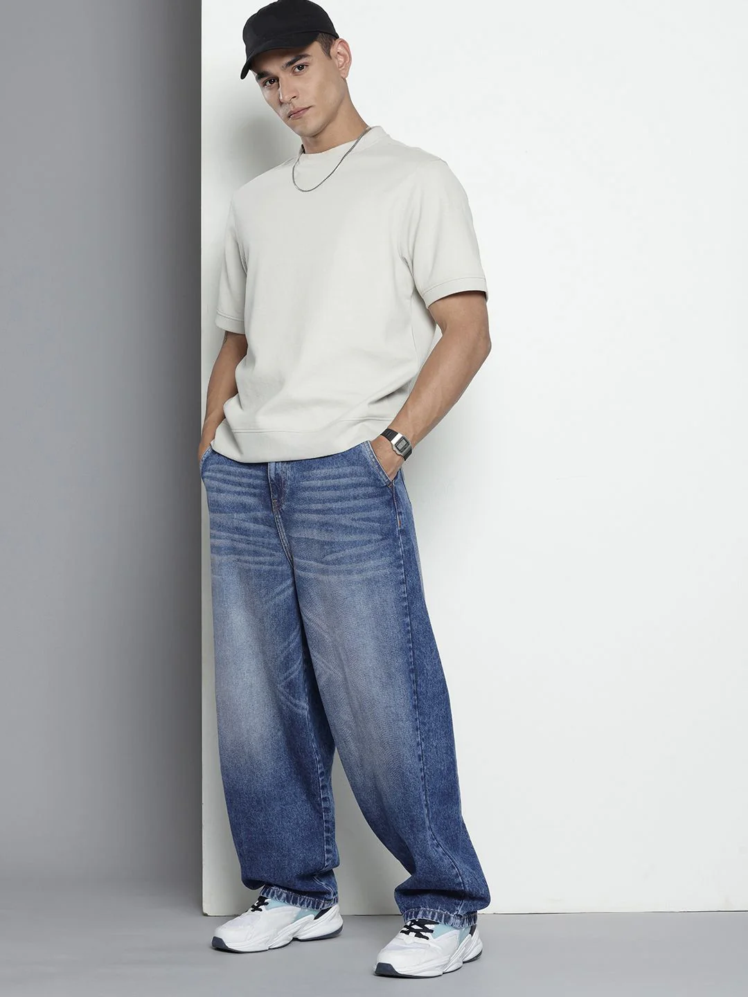 Men's Blue Skater Fit Solid Street Wear Jeans - Image 4