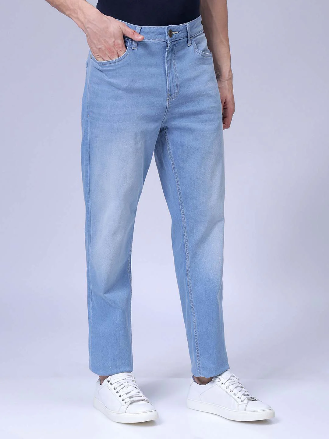 Men's Light Blue Slim Fit Solid Casual Jeans - Image 3