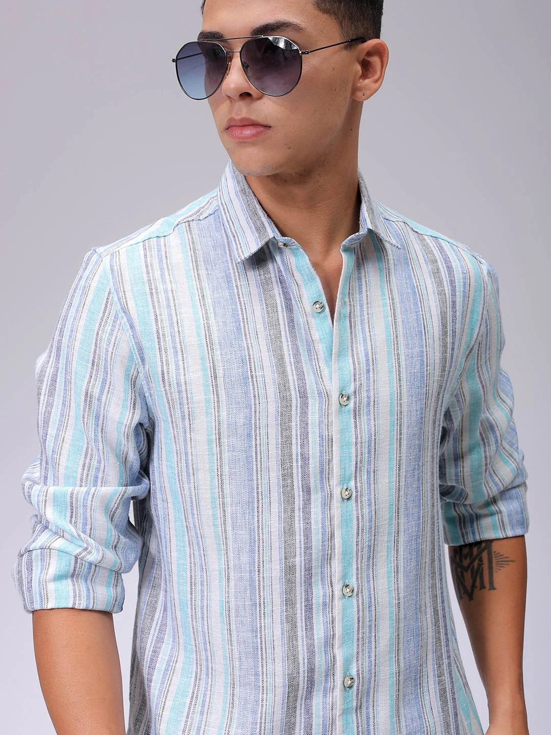 Men's Blue Slim Fit Striped Casual Shirt - Image 2