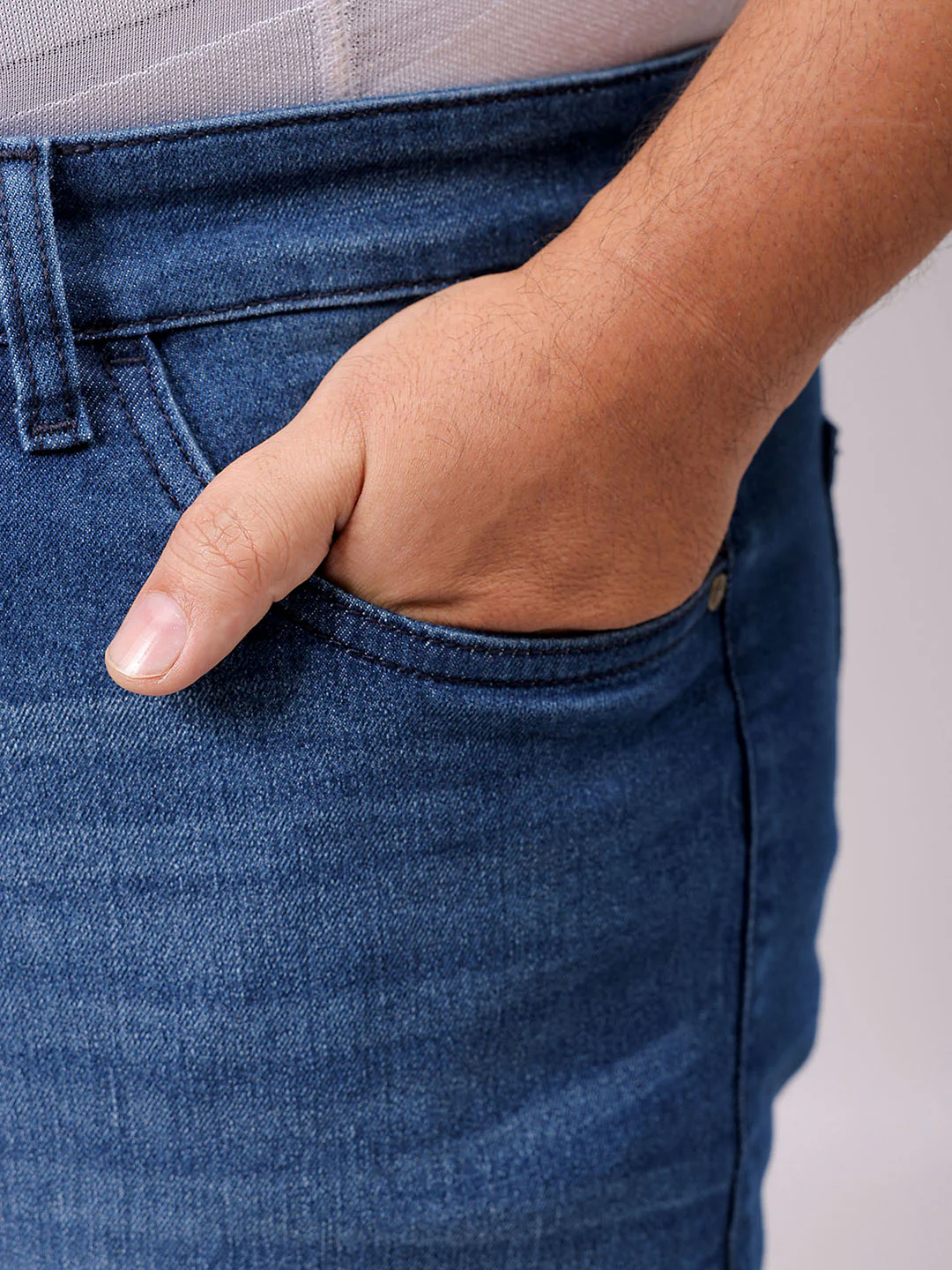 Men's Blue Straight Fit Solid Stretchable Plus Size Jeans - Image 7
