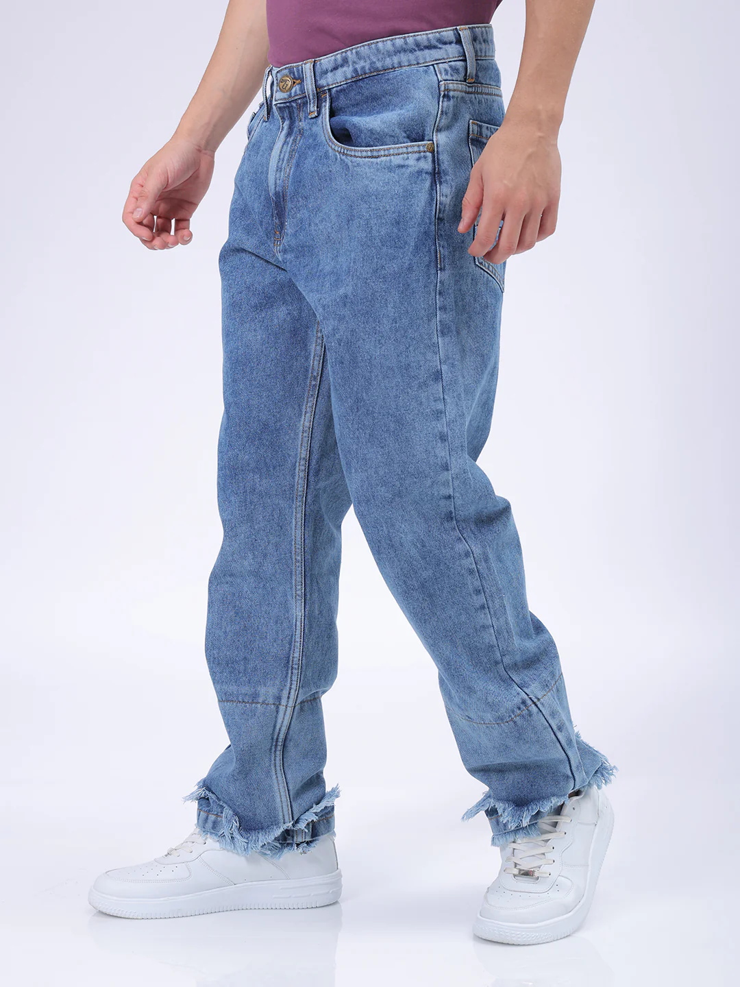 Men's Blue Regular Fit Solid Vintage Jeans - Image 2