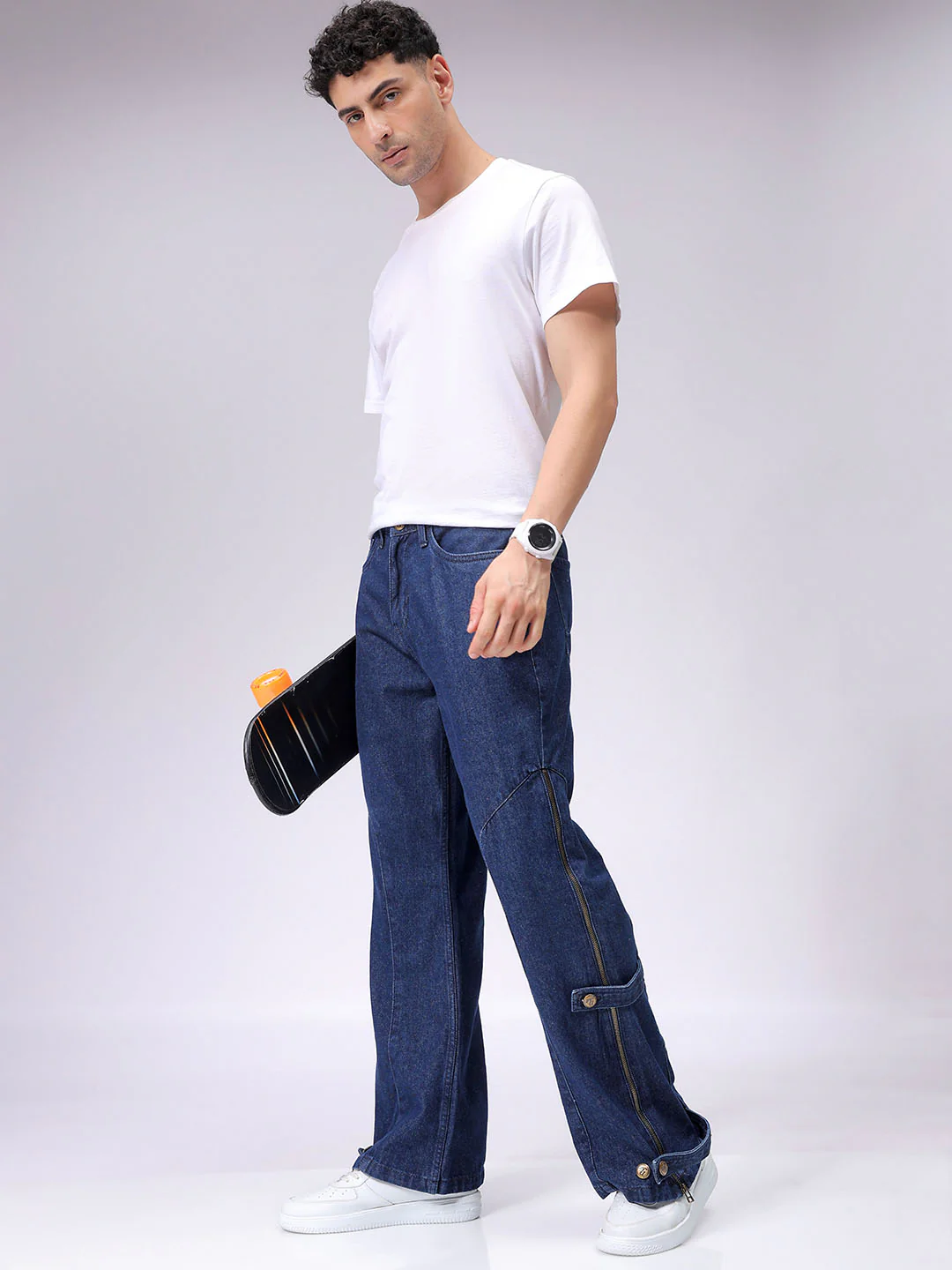 Men's Dark Denim Loose Fit Solid Casual Jeans - Image 2