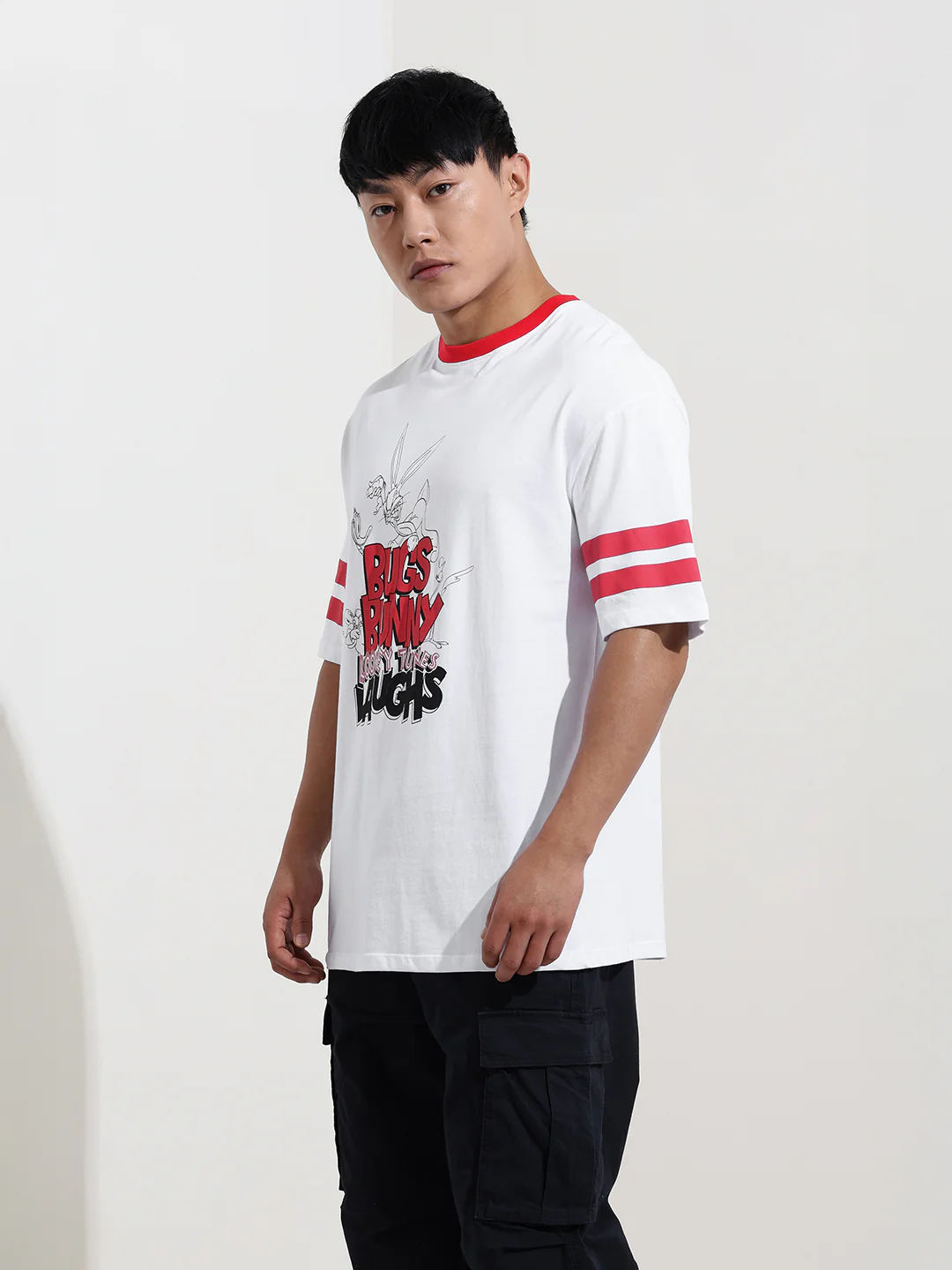 Men's White Boxy Fit Character Bugs Bunny Printed Crew Neck T-Shirt - Image 3