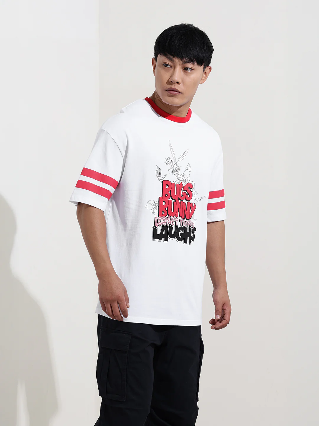 Men's White Boxy Fit Character Bugs Bunny Printed Crew Neck T-Shirt - Image 4