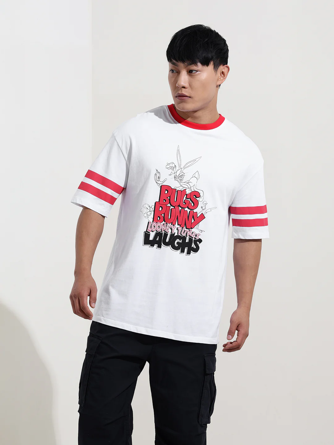 Men's White Boxy Fit Character Bugs Bunny Printed Crew Neck T-Shirt - Image 6