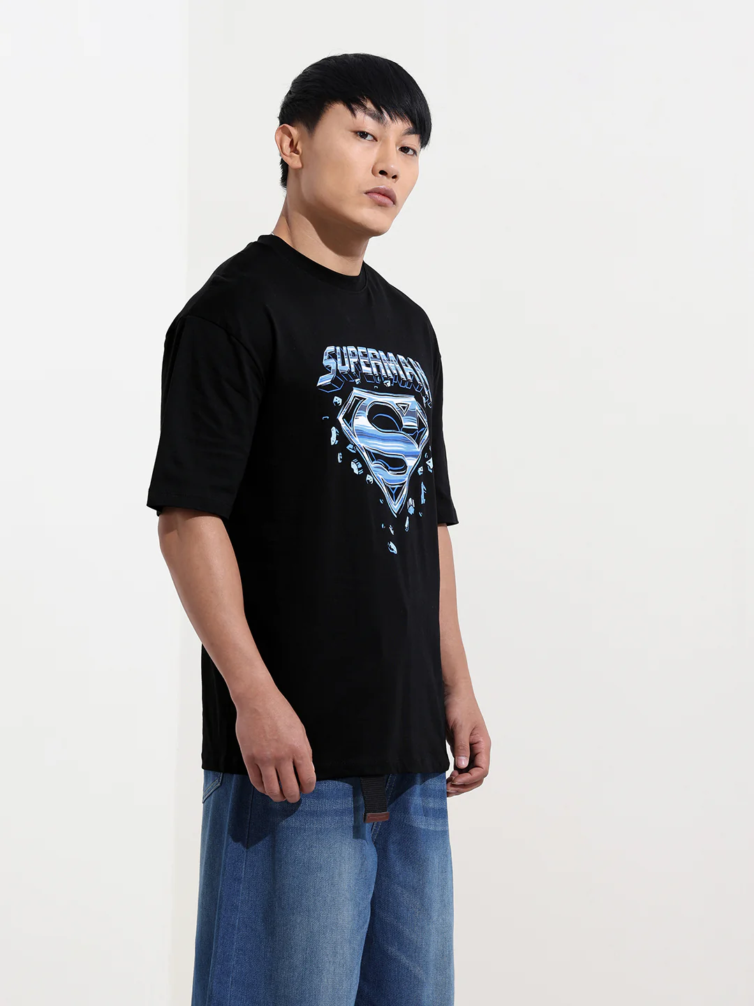 Men's Black Boxy Fit Character Superman Printed Crew Neck T-Shirt - Image 5