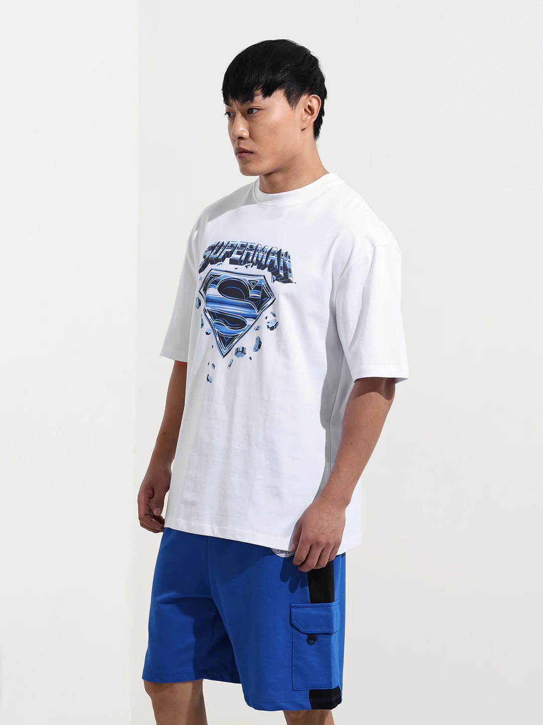 Men's White Boxy Fit Character Superman Printed Crew Neck T-Shirt - Image 5
