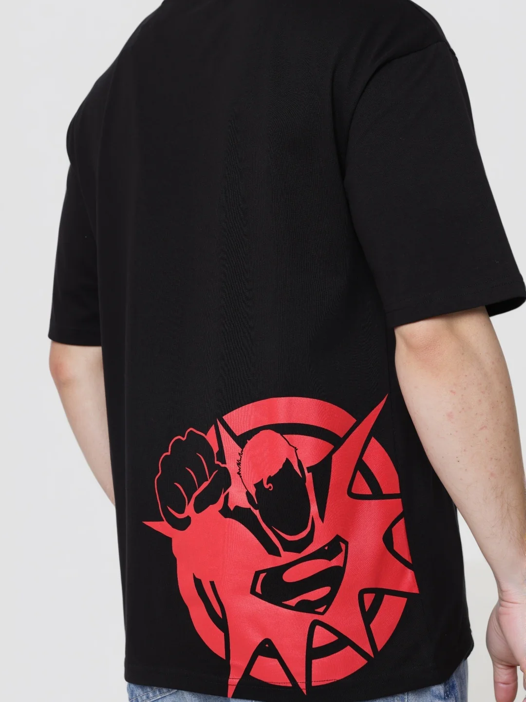 Men's Black Boxy Fit Character Superman Printed Crew Neck T-Shirt - Image 7