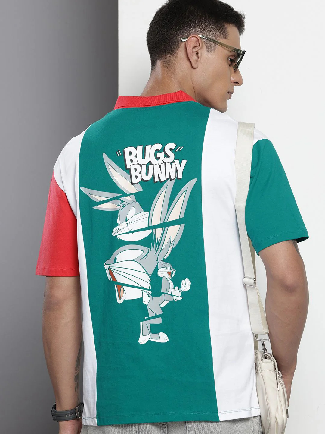 Men's Green Boxy Fit Character Bugs Bunny Printed T-Shirt - Image 4