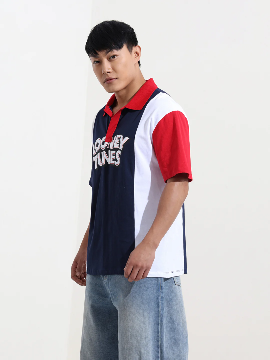 Men's Navy Blue Boxy Fit Bugs Bunny Character Printed T-shirt - Image 3