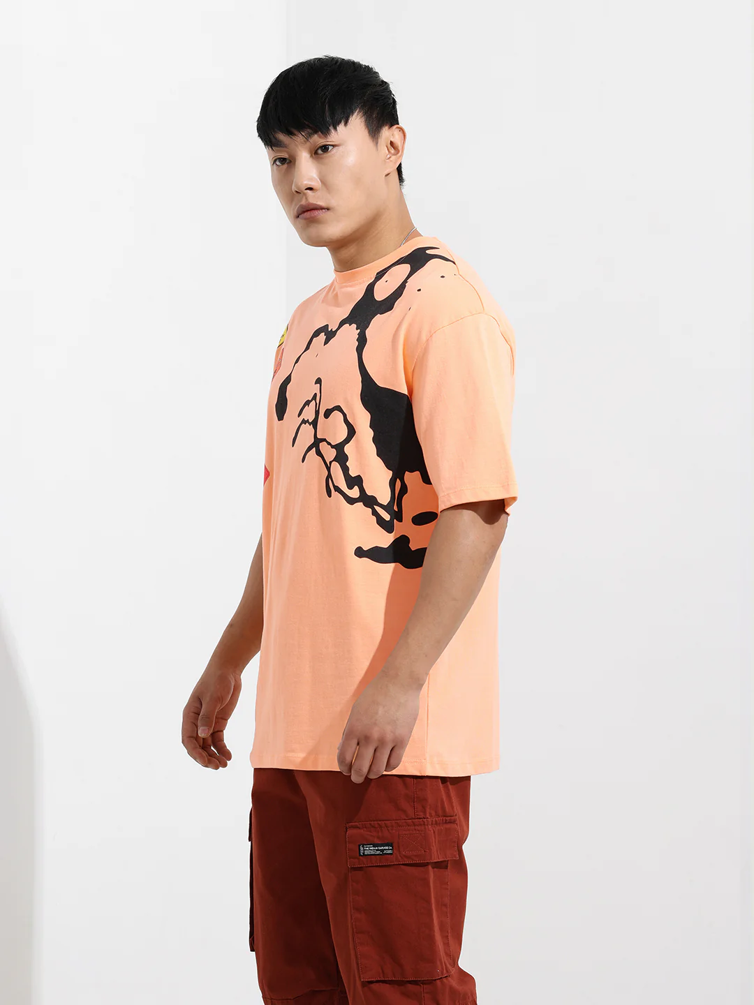 Men's Orange Boxy Fit Character Looney Tunes  Printed Crew Neck T-Shirt - Image 3