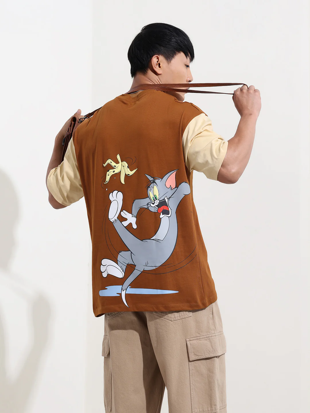 Men's Printed Pockets Boxy T-shirt - Image 2