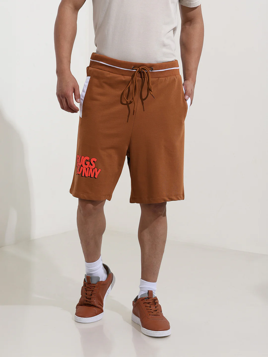 Men's Grey Relaxed Fit Character Bugs Bunny Printed Shorts - Image 7
