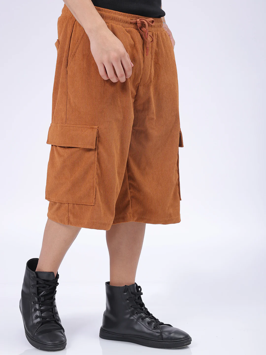 Men's Tan Loose Fit Textured Utility Shorts - Image 3