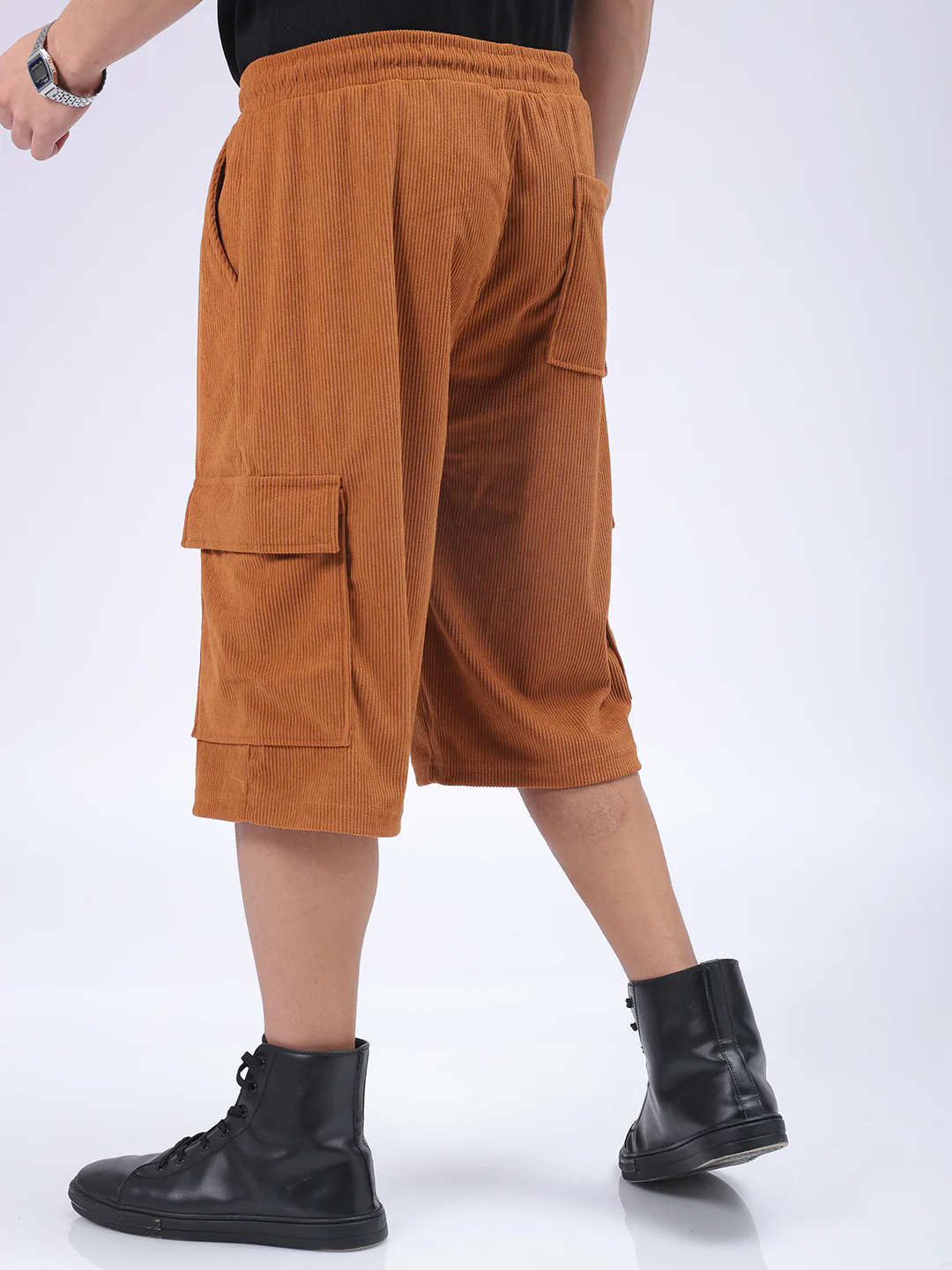 Men's Tan Loose Fit Textured Utility Shorts - Image 4