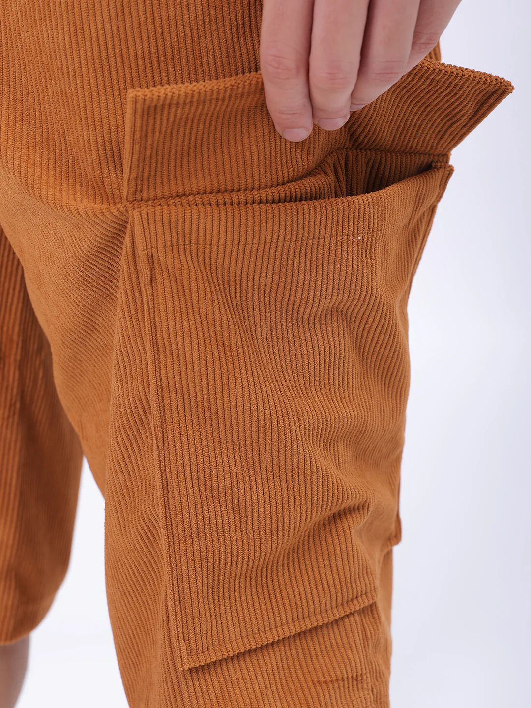 Men's Tan Loose Fit Textured Utility Shorts - Image 8