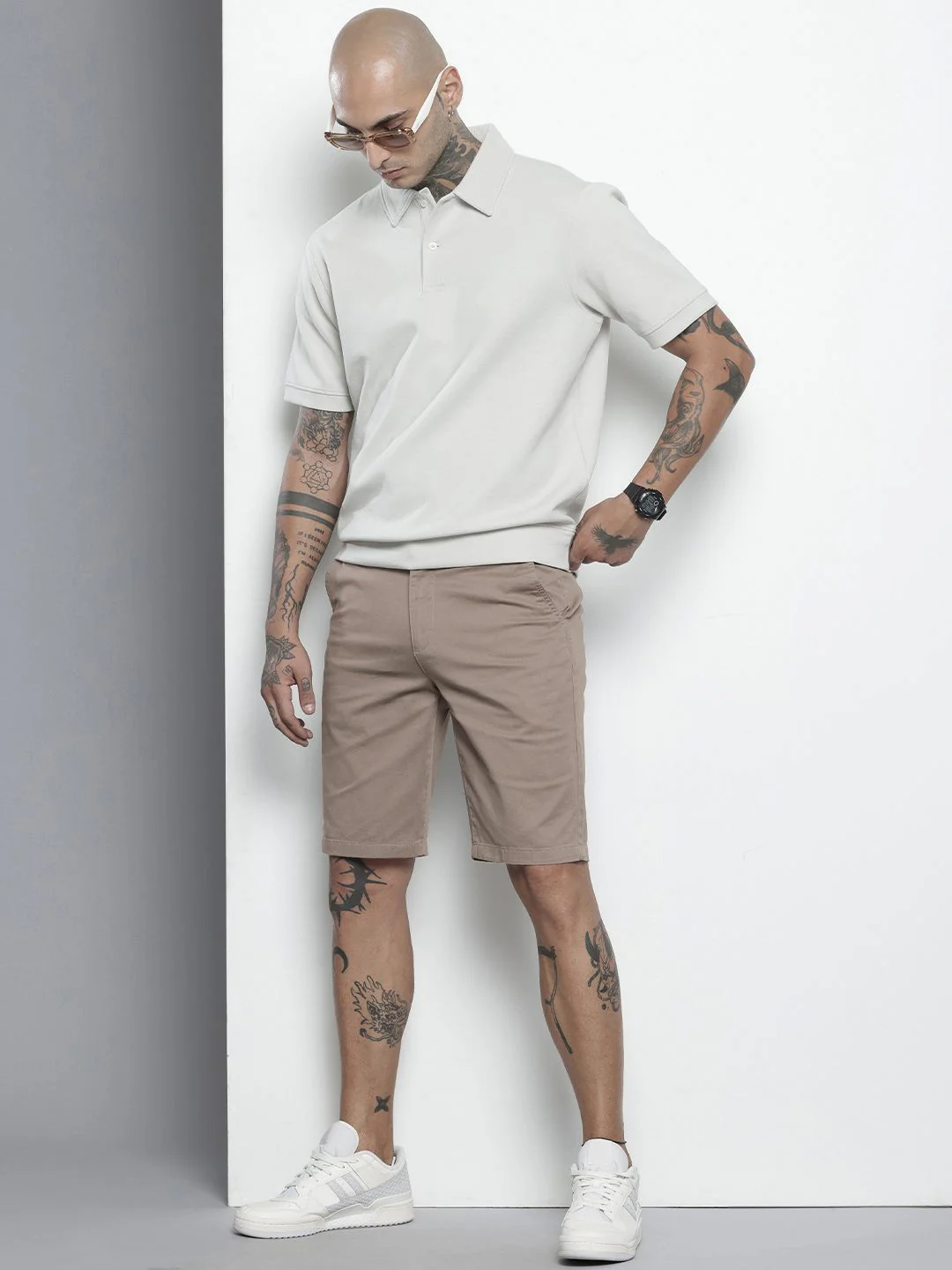 Men's Taupe Regular Fit Solid Casual Shorts - Image 2
