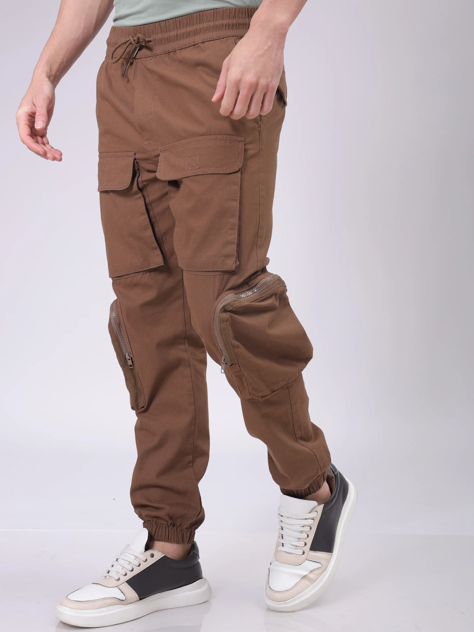 Men's Coffee Brown Regular Fit Solid Utility Cargo - Image 3