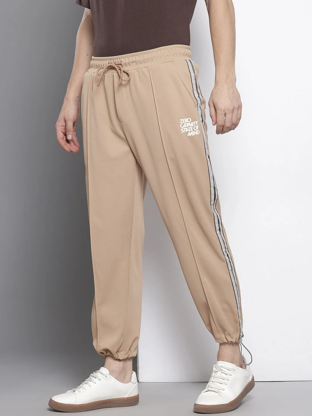 Men's Tan Relaxed Fit Printed Street Wear Jogger - Image 2