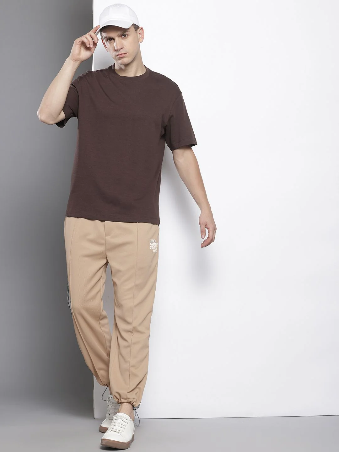 Men's Tan Relaxed Fit Printed Street Wear Jogger - Image 4