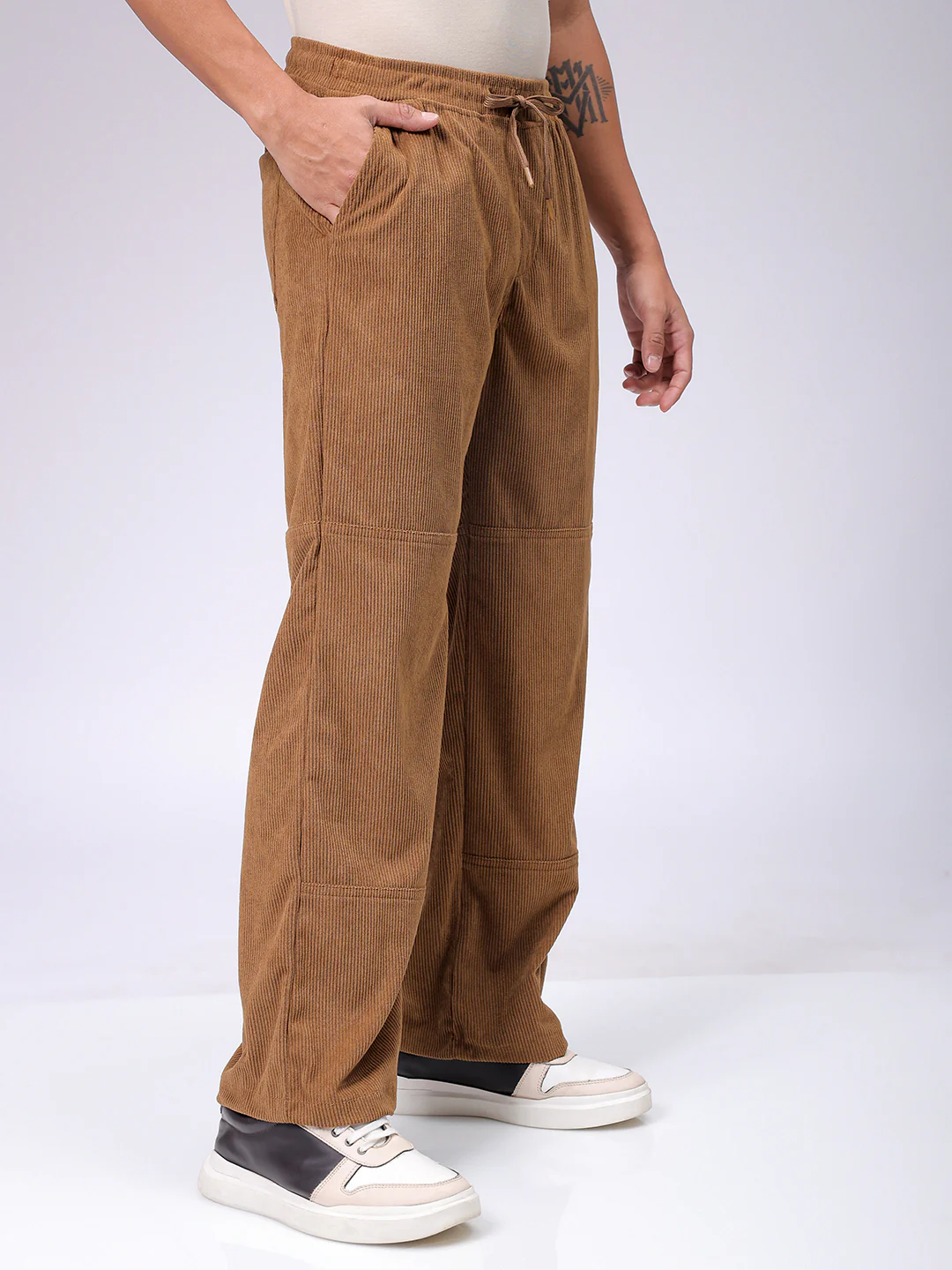 Men's Tobacco Relaxed Fit Solid Athletic  Jogger - Image 4
