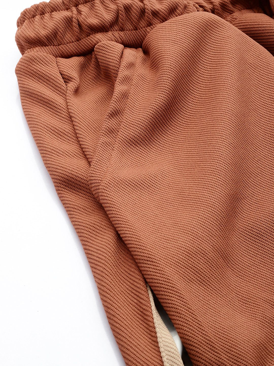 Men's Nutshell Loose Fit Textured Street Wear Jogger - Image 6