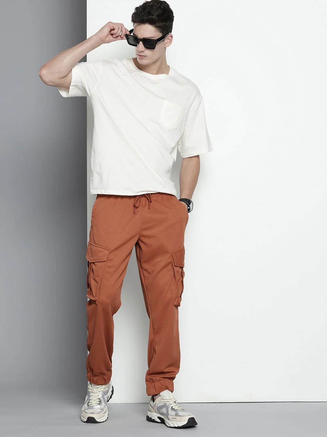 Men's Nutshell Relaxed Fit Textured Casual Jogger - Image 3