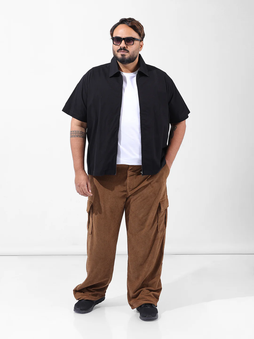 Men's Brown Loose Cargo Utility Joggers - Image 6