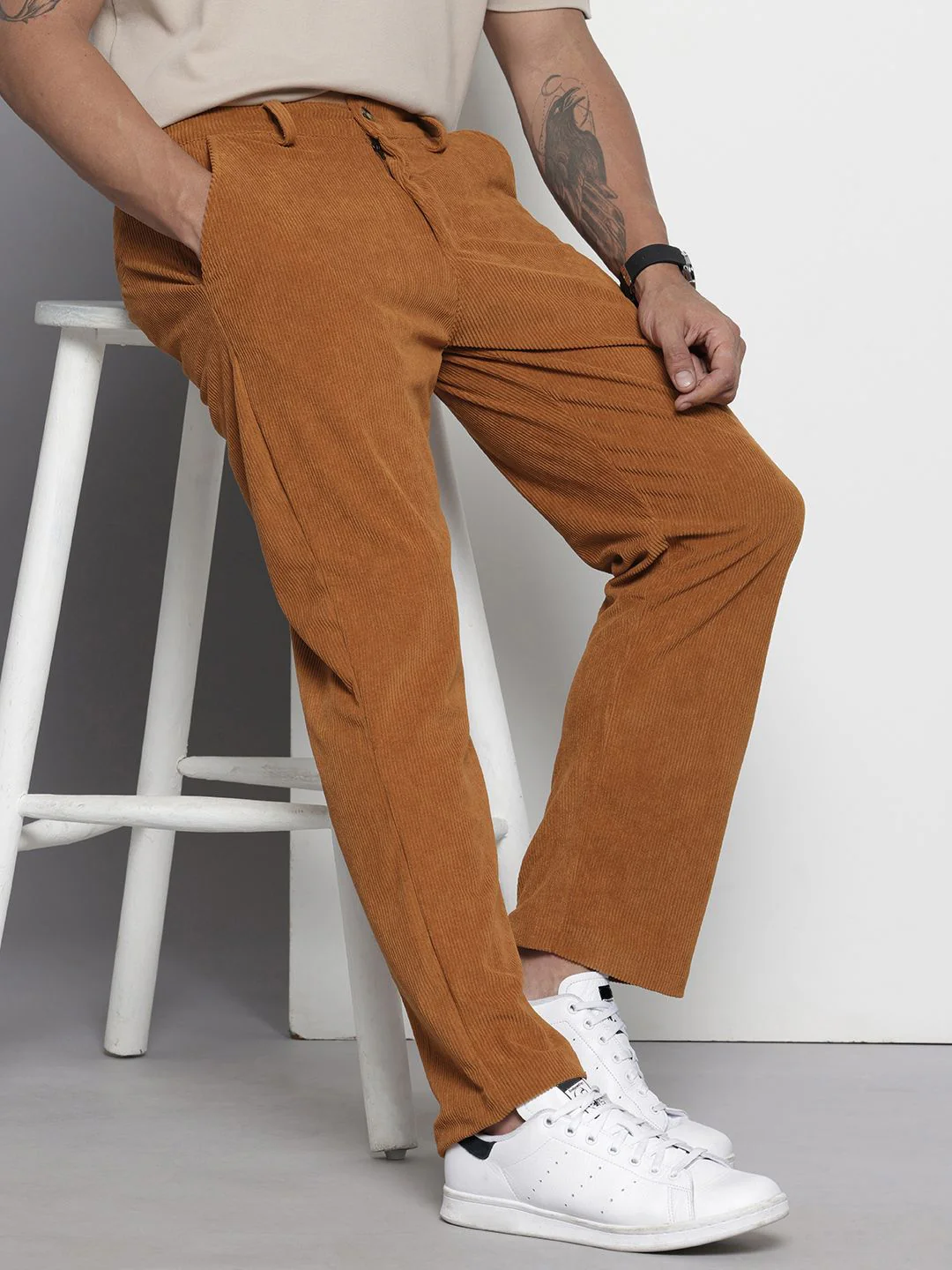 Men's Tan Regular Fit Textured Casual Trouser - Image 2