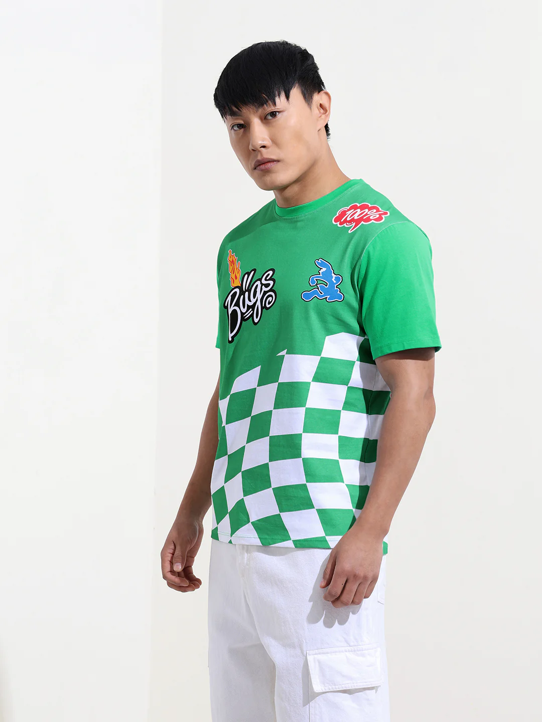 Men's Green Slim Fit Character Bugs Bunny Printed Crew Neck T-Shirt - Image 4