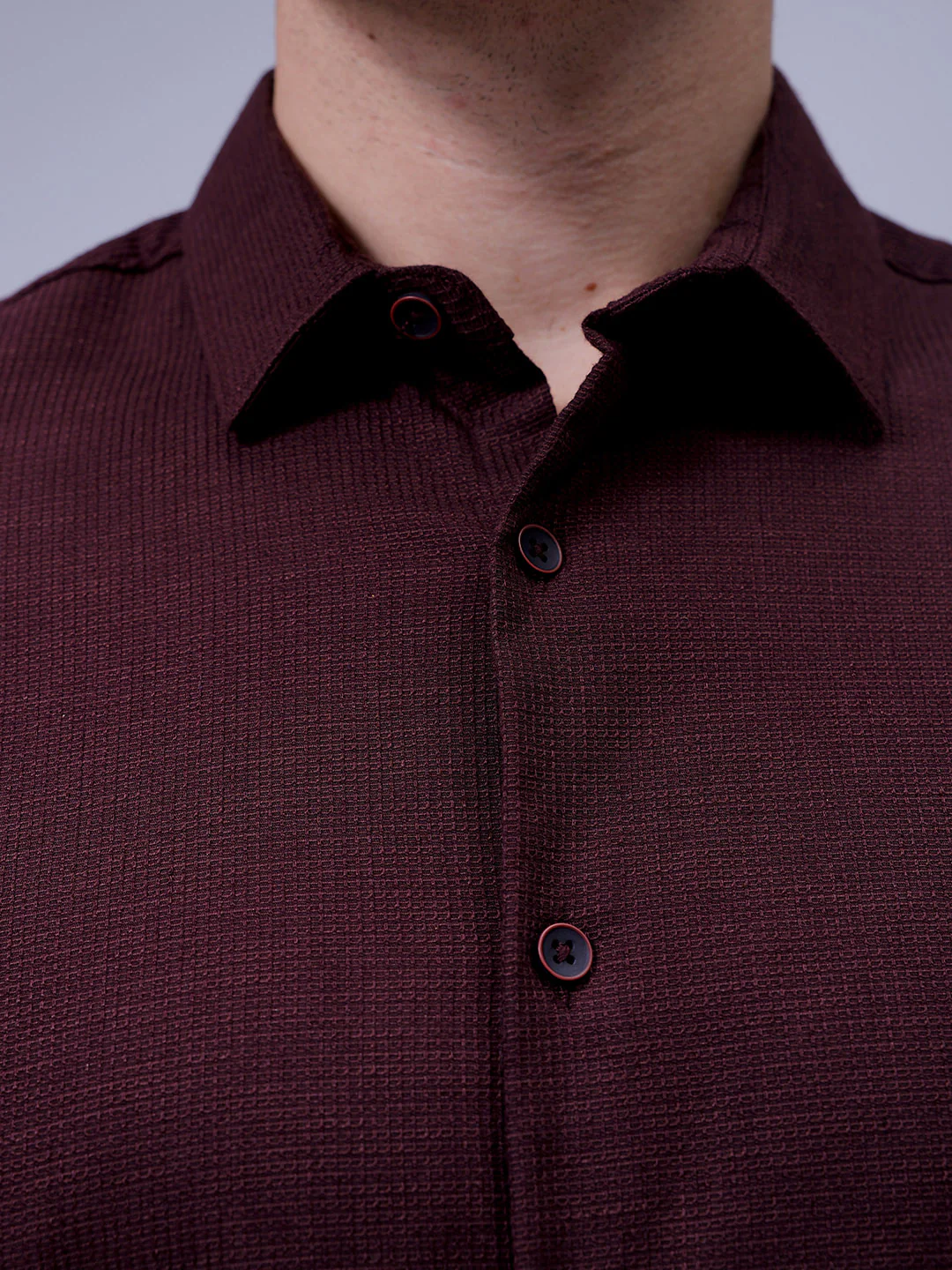 Men's Burgundy Slim Fit Solid Textured Shirt - Image 6