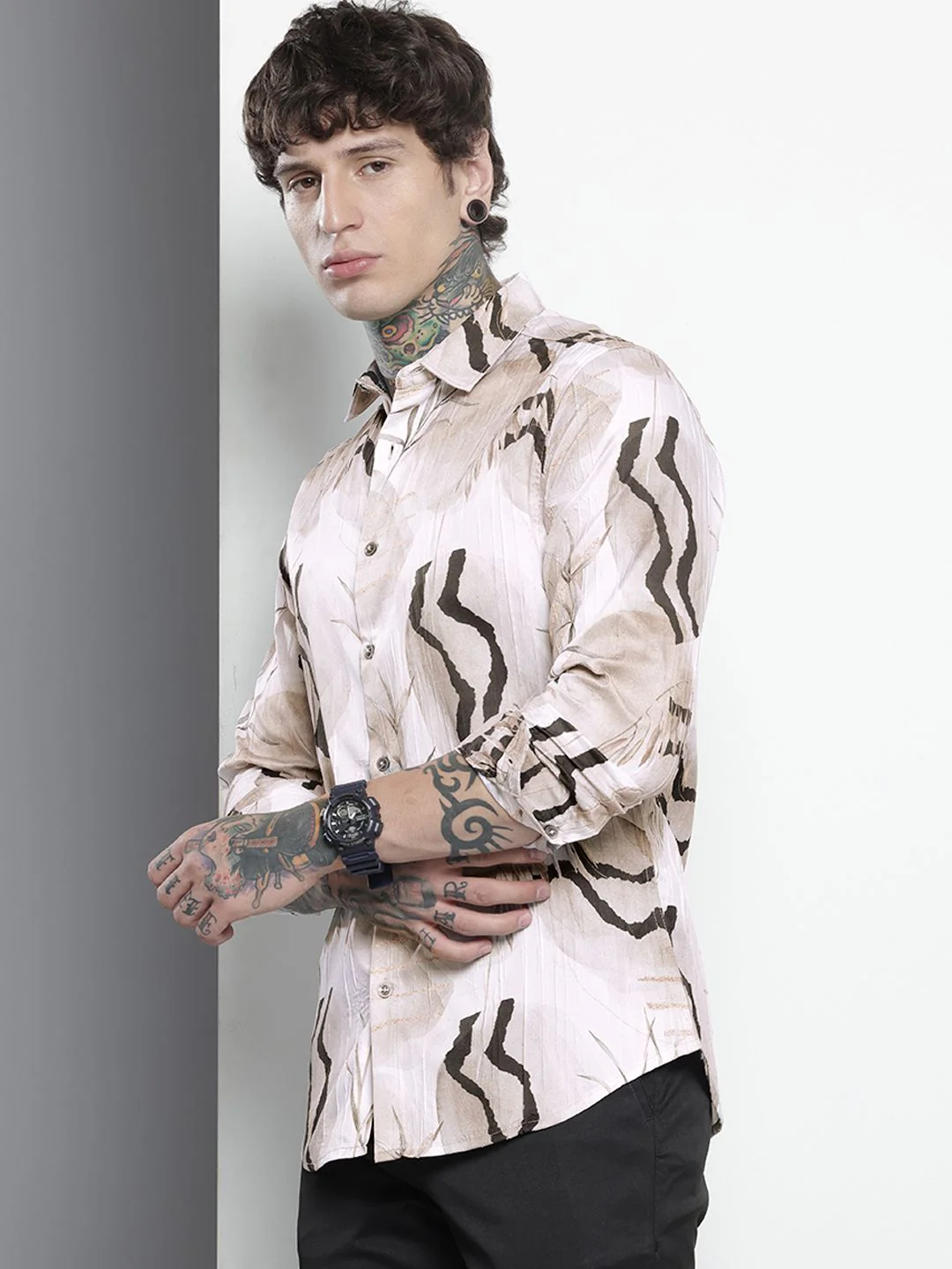 Men's Cream Slim Fit Printed Party Wear Shirt - Image 2