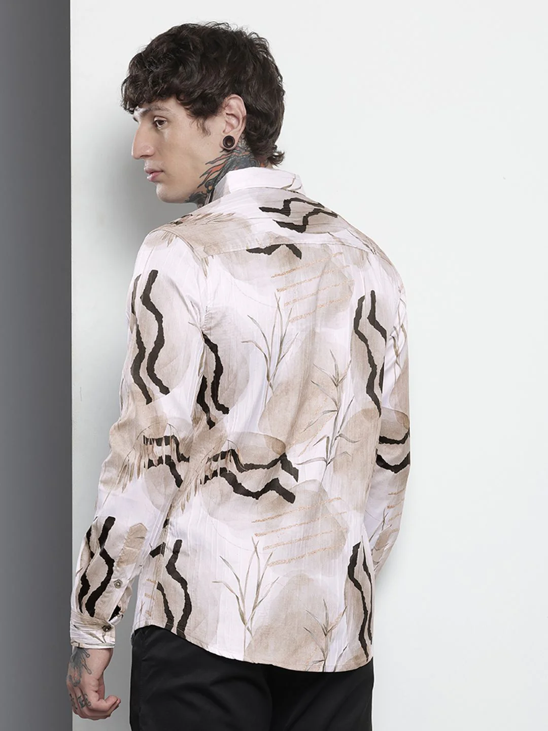 Men's Cream Slim Fit Printed Party Wear Shirt - Image 3