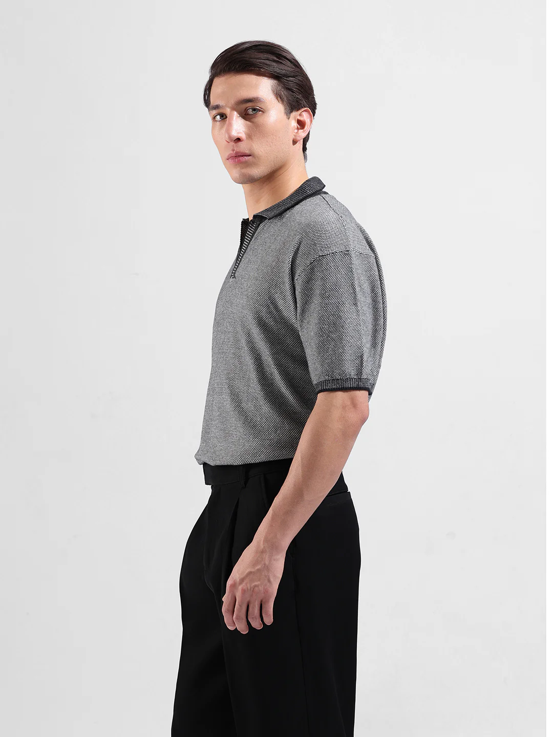 Men's Grey Oversized Fit Solid Flat Knit Polo Neck T-Shirt - Image 4