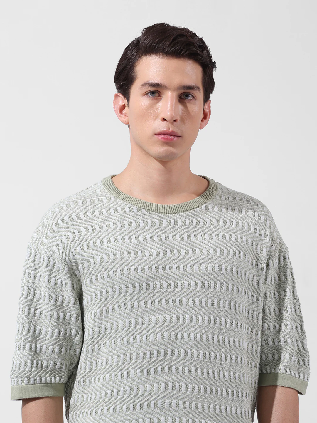 Men's Green Oversized Fit Solid Flat Knit T-Shirt - Image 4