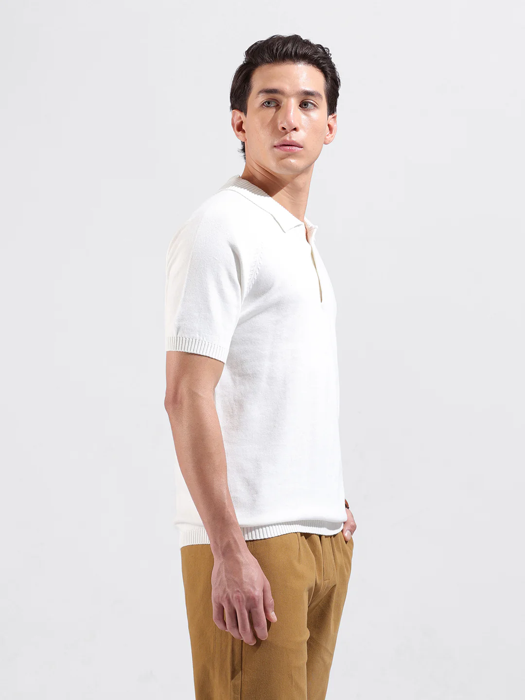 Men's White Slim Fit Solid Flat Knit T-Shirt - Image 4