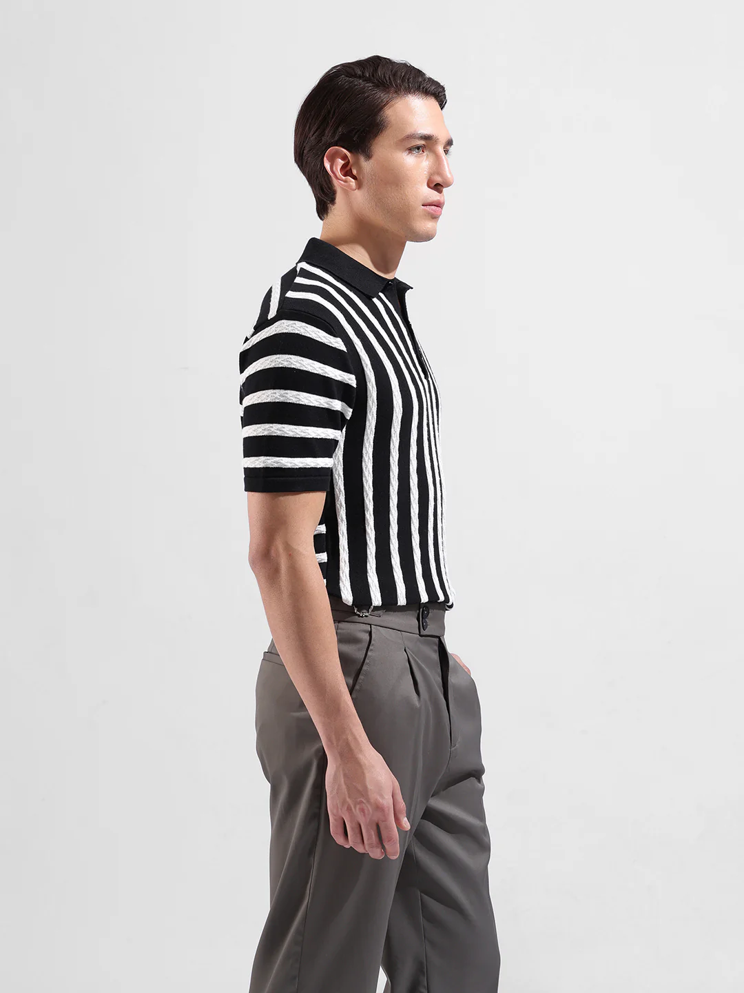 Men's Black Slim Fit Striped Flat Knit T-Shirt - Image 2