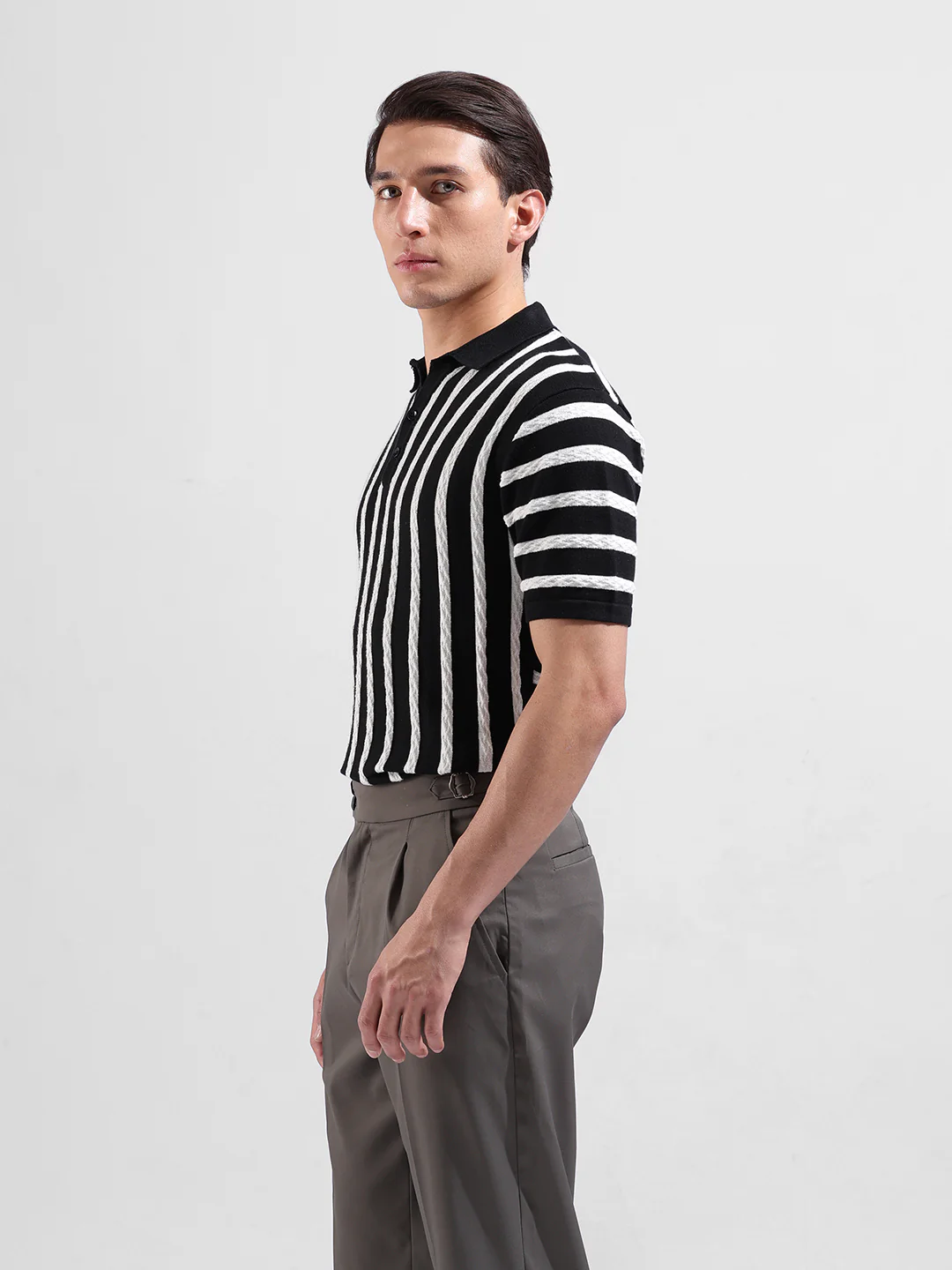 Men's Black Slim Fit Striped Flat Knit T-Shirt - Image 4