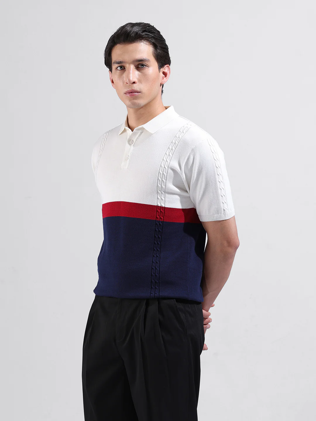 Men's White Slim Fit Colourblocked Flat Knit T-Shirt - Image 4