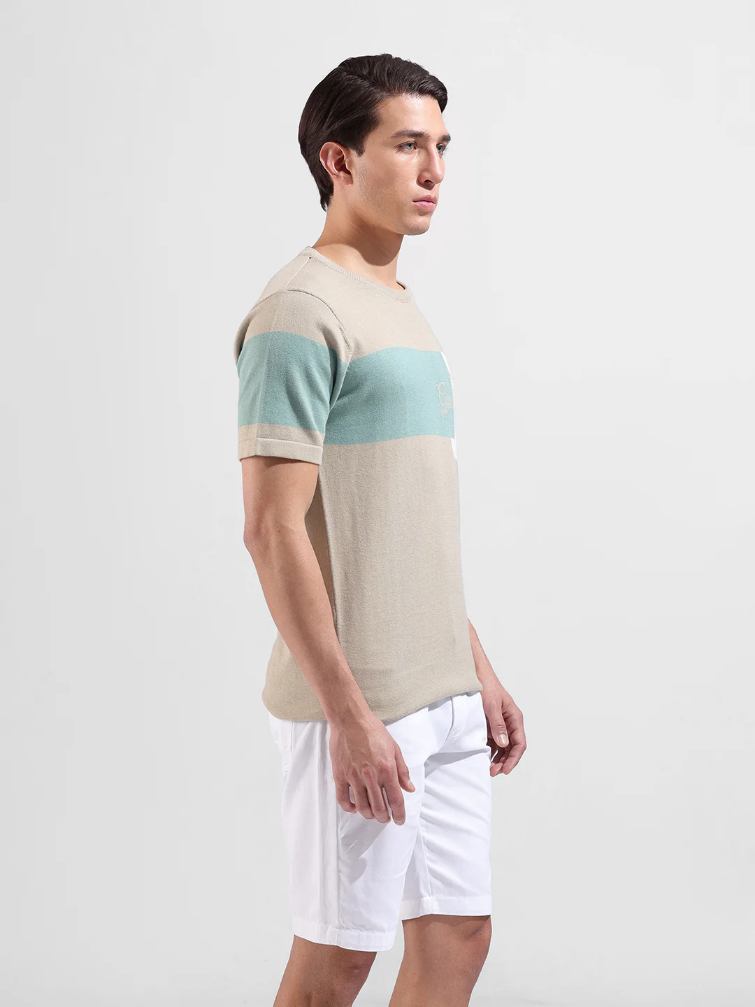 Men's Khaki Slim Fit Colourblocked Flat Knit Crew Neck T-Shirt - Image 2