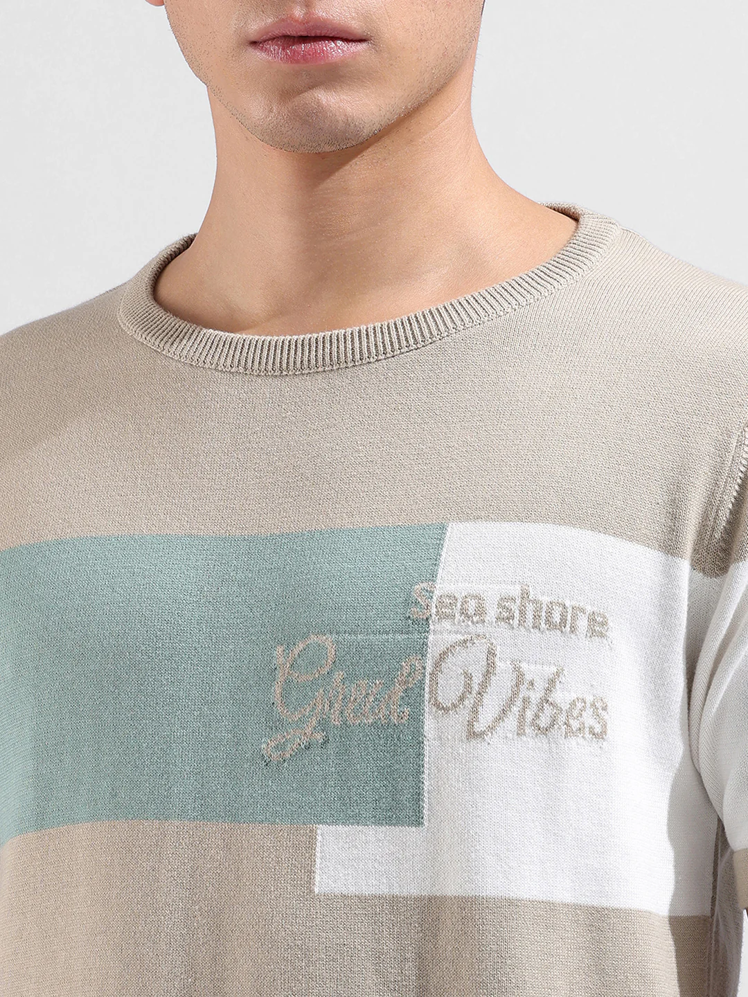 Men's Khaki Slim Fit Colourblocked Flat Knit Crew Neck T-Shirt - Image 3