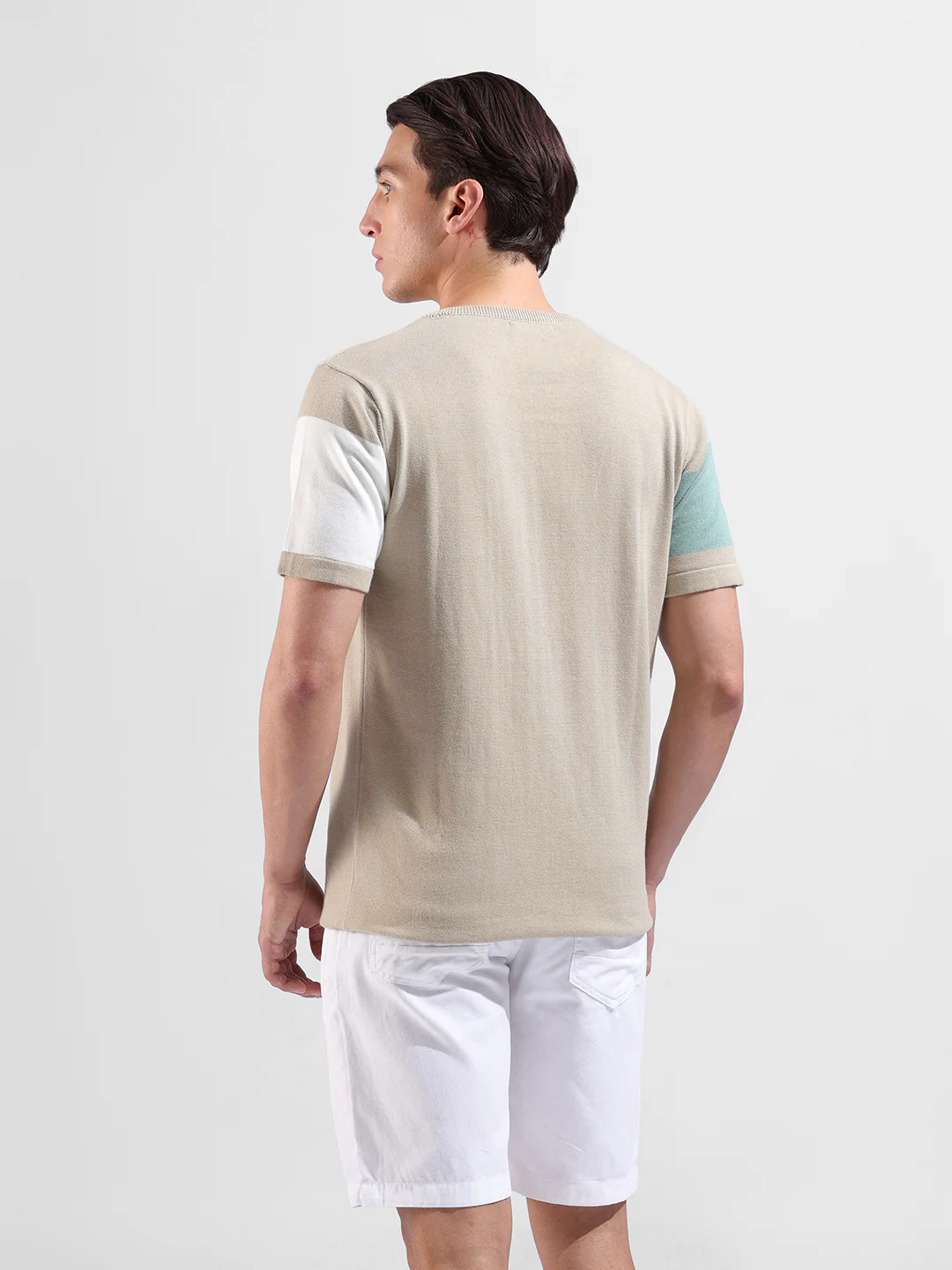 Men's Khaki Slim Fit Colourblocked Flat Knit Crew Neck T-Shirt - Image 6