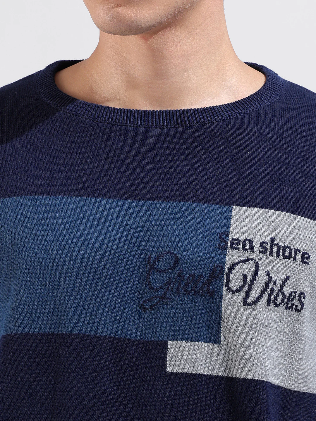 Men's Blue Slim Fit Colourblocked Flat Knit Crew Neck T-Shirt - Image 3