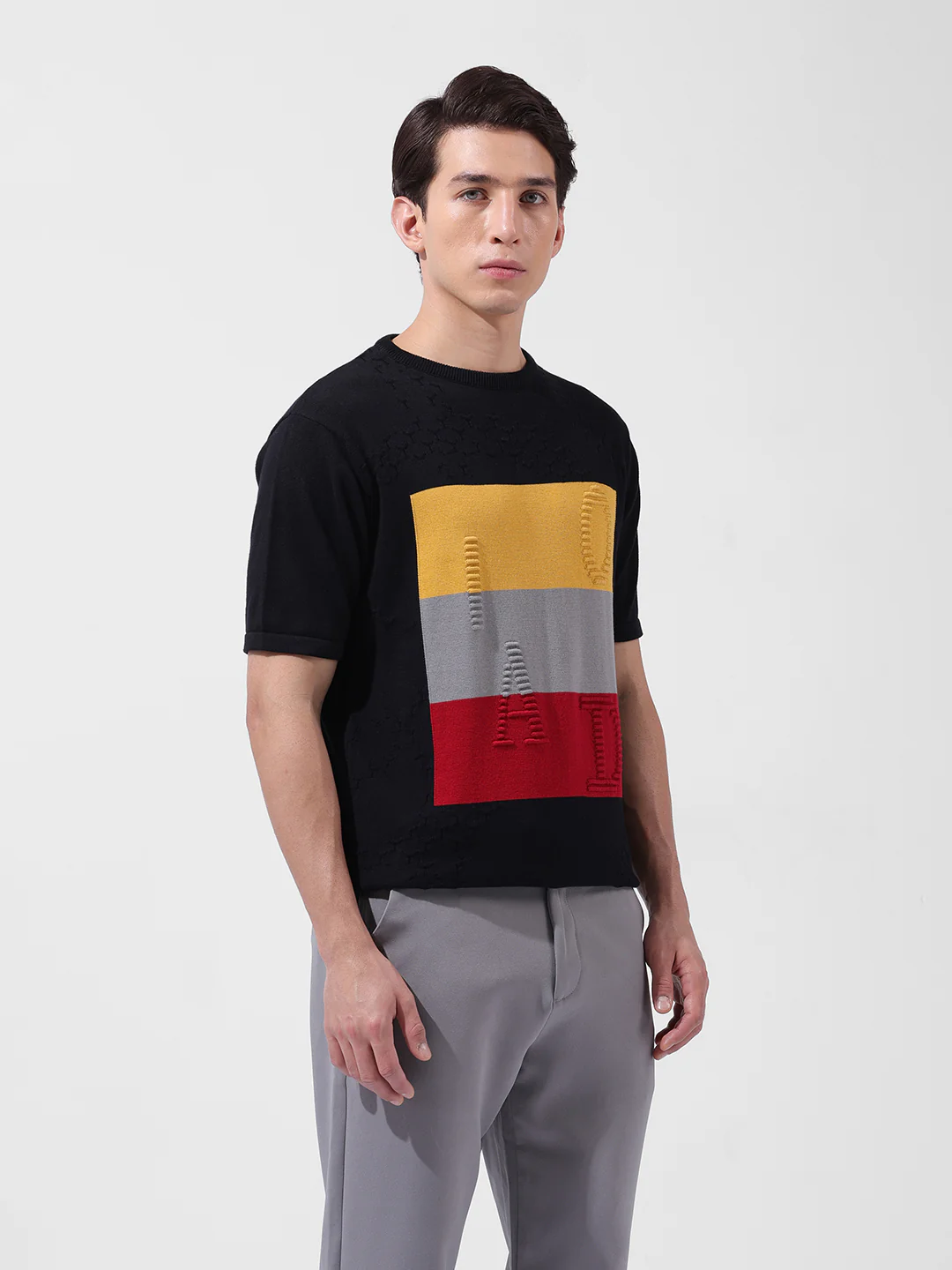 Men's Black Slim Fit Colourblocked Flat Knit T-Shirt - Image 4