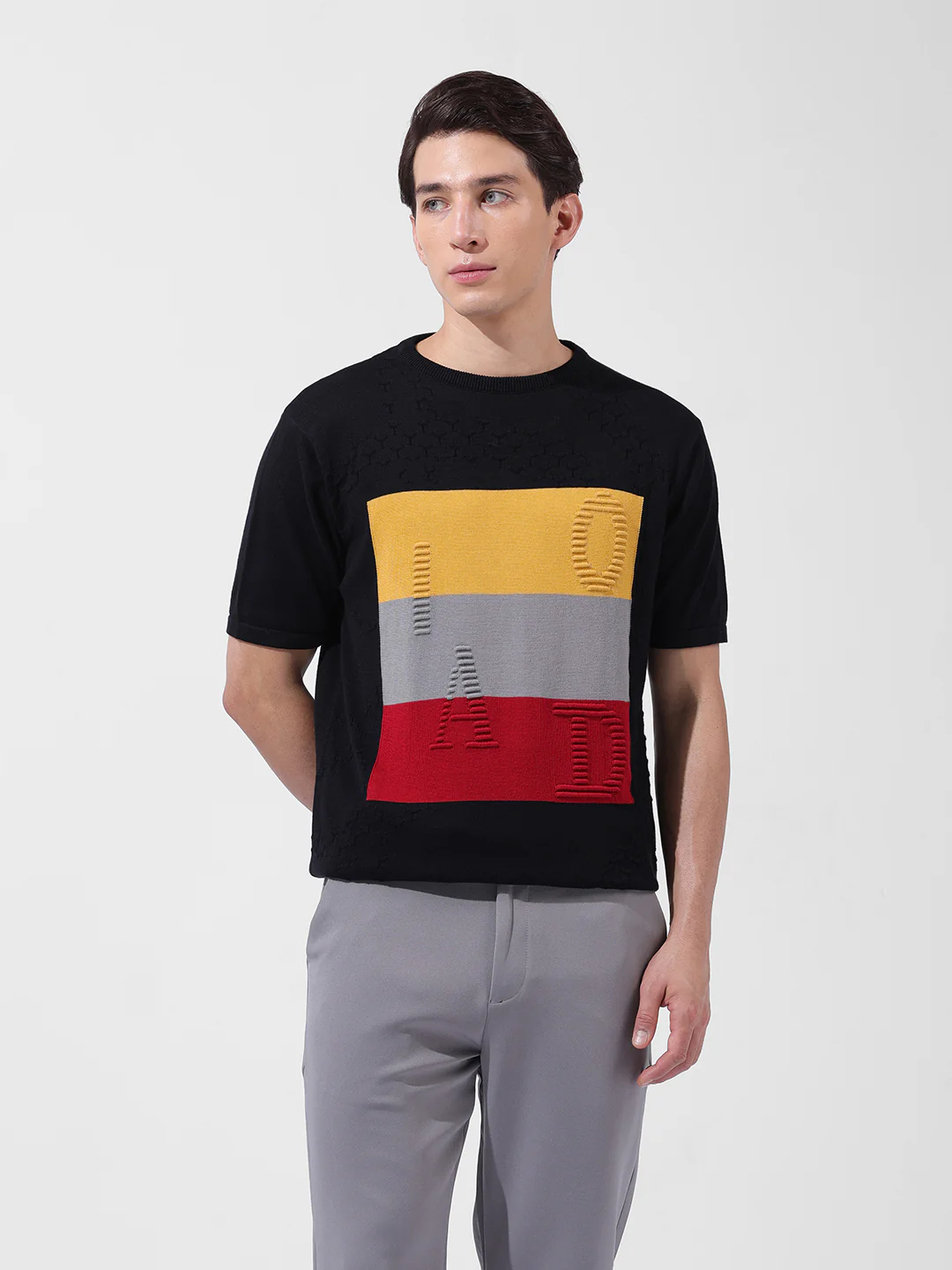 Men's Black Slim Fit Colourblocked Flat Knit T-Shirt - Image 7