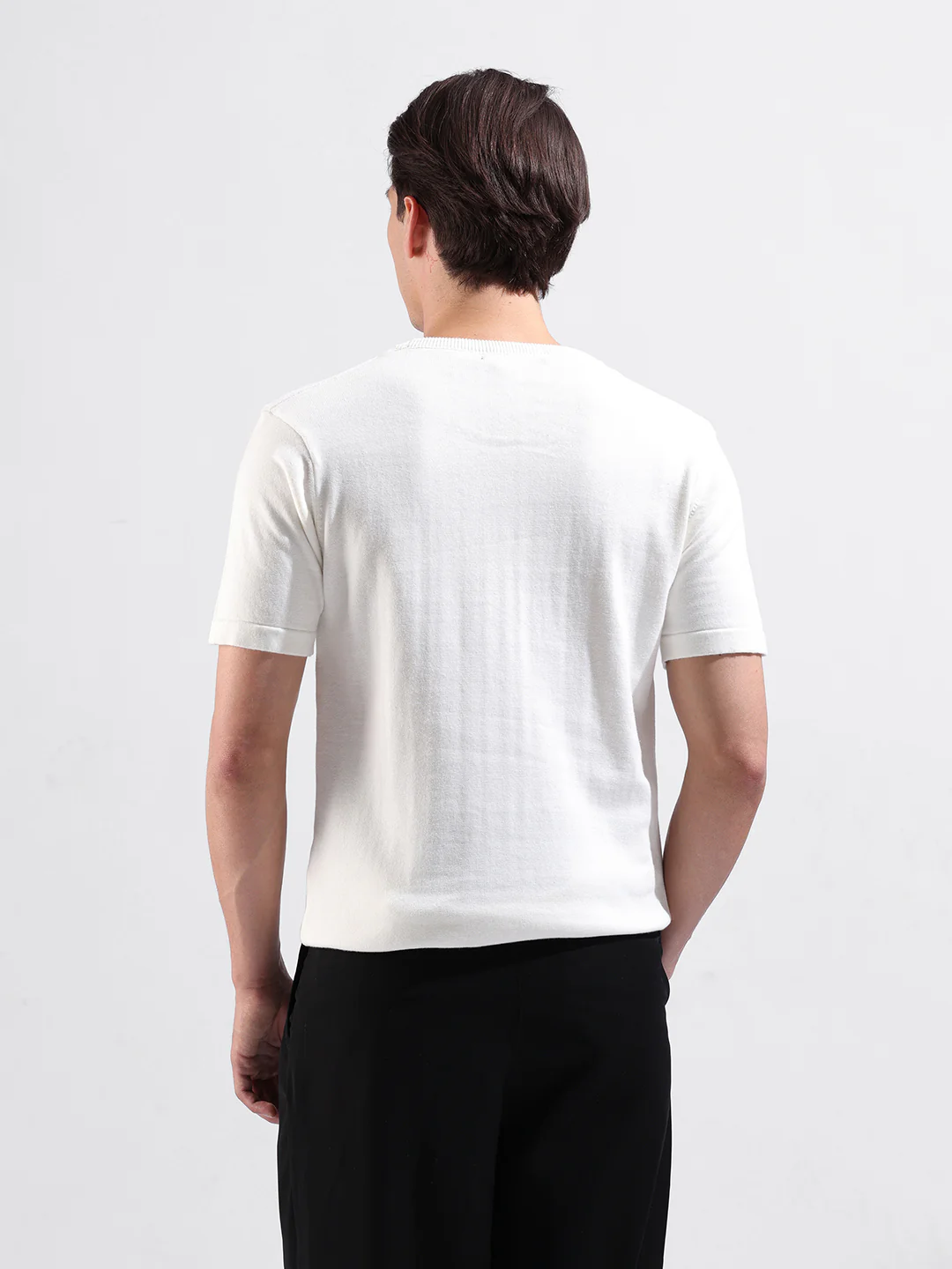Men's Cream Slim Fit Colourblocked Flat Knit Crew Neck T-Shirt - Image 7